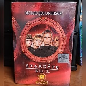 Stargate SG-1 Season 4 DVD Set